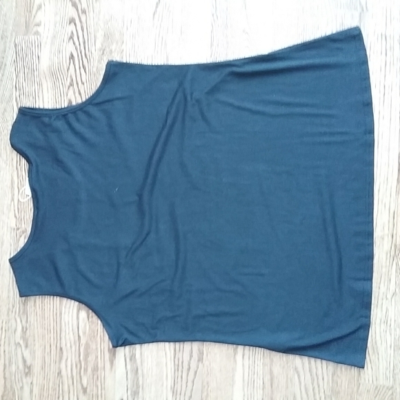 (3X) NWT Coeur De Vague Classic Fashion Designed in France Sequin Detail Tank - Picture 9 of 9